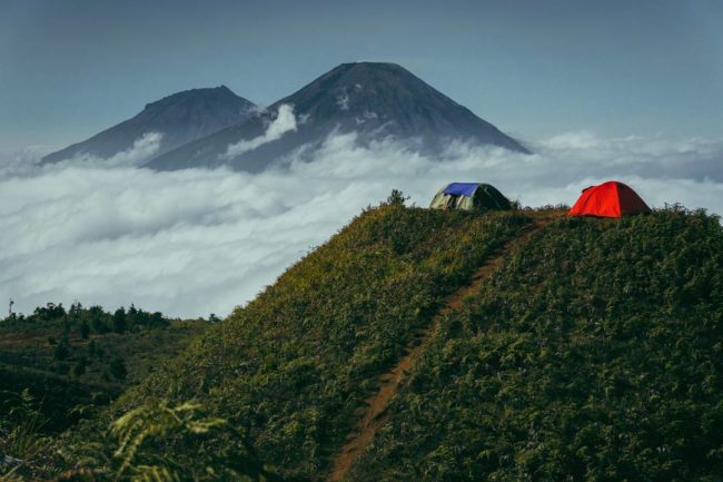 camping di Gunung Prau Dieng - Foto oleh @endykfirmansya via instagram